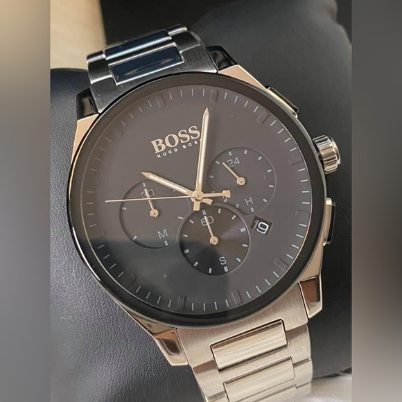 HB1513762 - Hugo Boss Men’s Peak Chronograph Watch - Picture 6 of 11